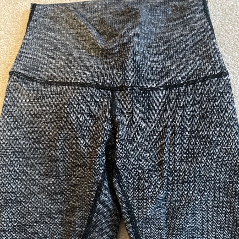 Size 6 LuluLemon heathered leggings